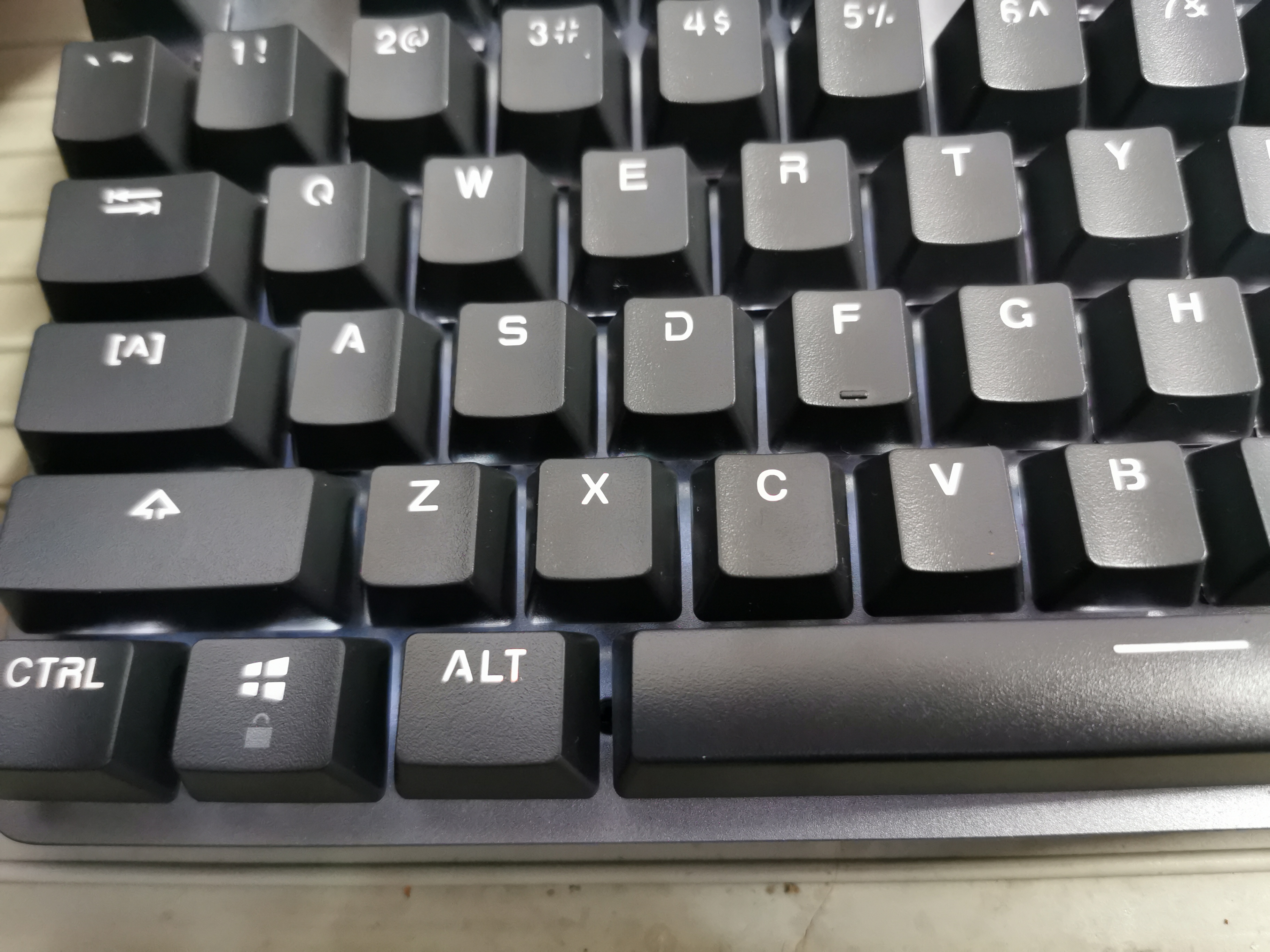 罗技(logitech) k845机械键盘 游戏办公电脑游戏电竞打字专用 红轴