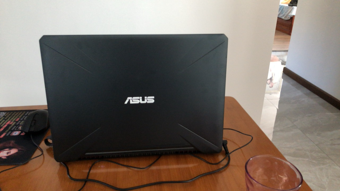 华硕(asus 飞行堡垒8新品fx506(十代8核酷睿i7-10870h 16g 512gb gtx