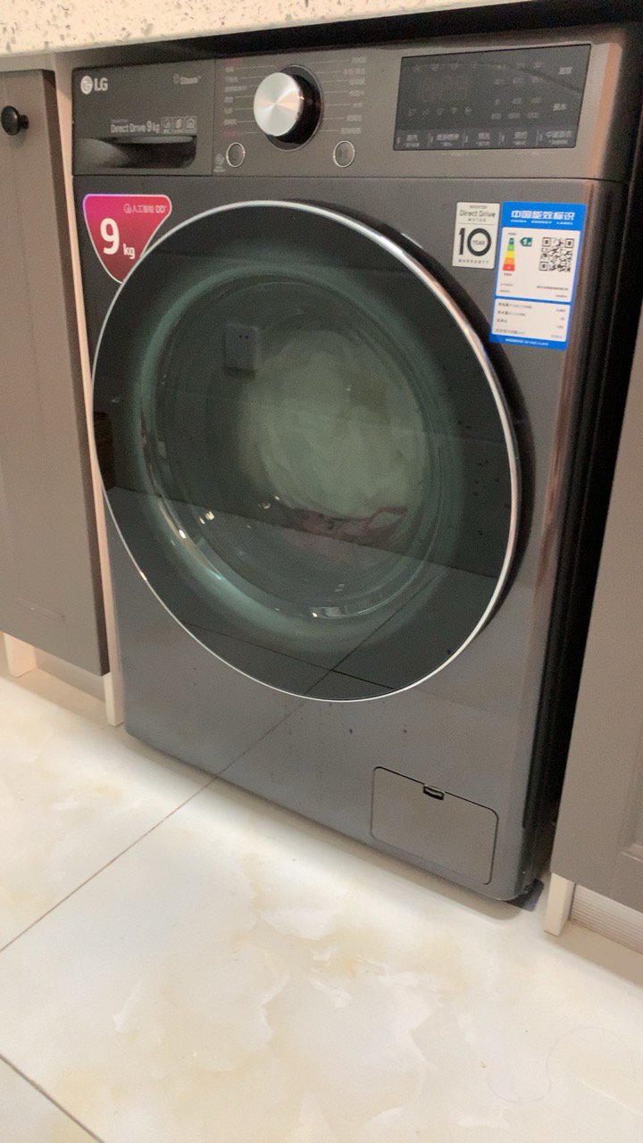 鞋用过胶机视频_蒸汽洗衣机怎么用视频_蒸汽挂烫机和蒸汽电熨斗哪个好用