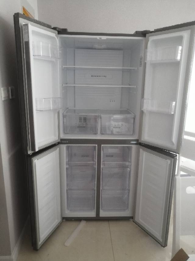 容声四开门冰箱
