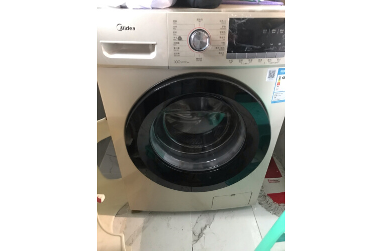2、全自动滚筒洗衣机的使用方法：全自动滚筒洗衣机的滚筒清洗功能如何操作