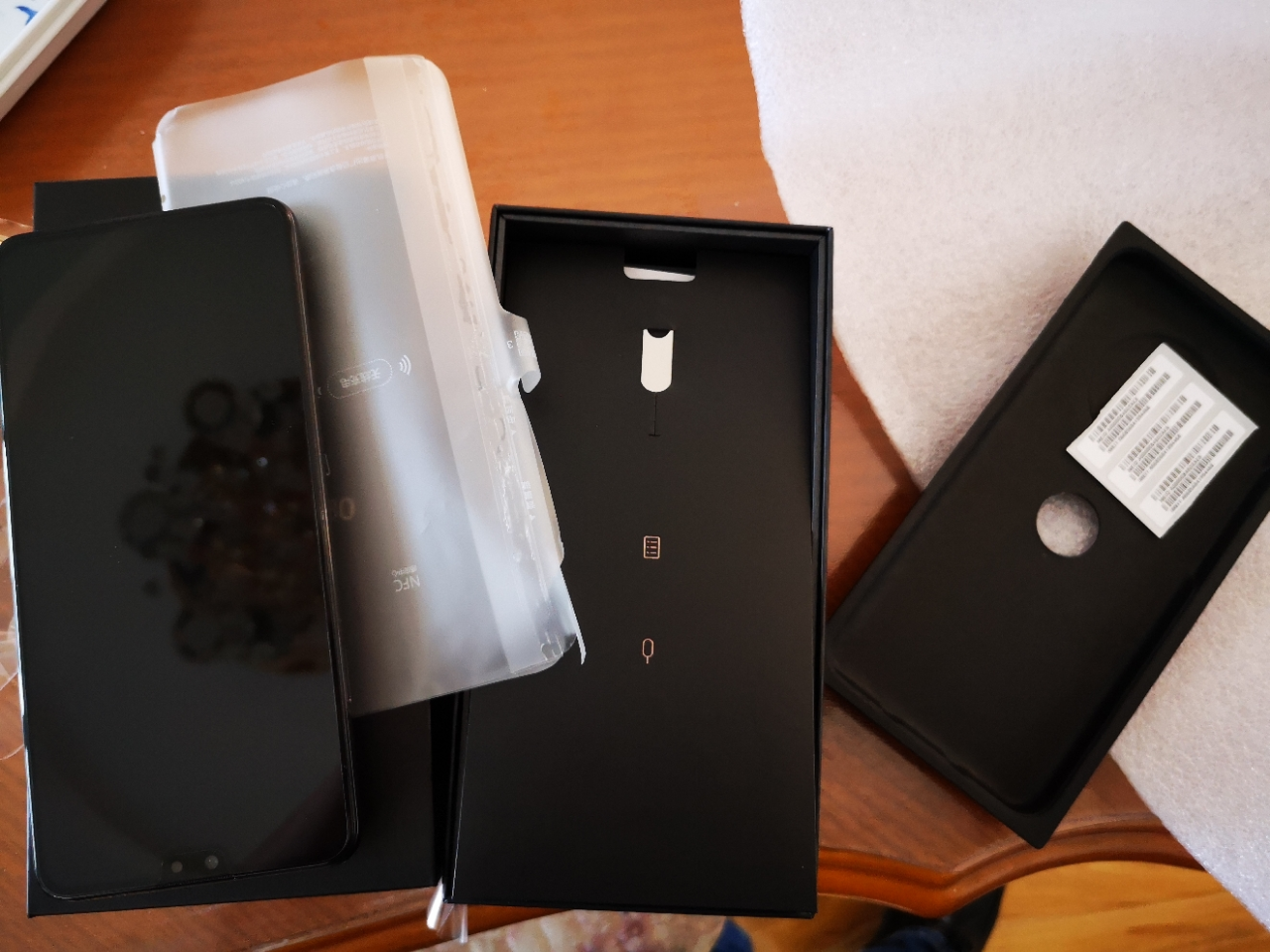 华为huawei mate 30 5g版 8gb 256gb 亮黑色麒麟990 5g旗舰芯片支持