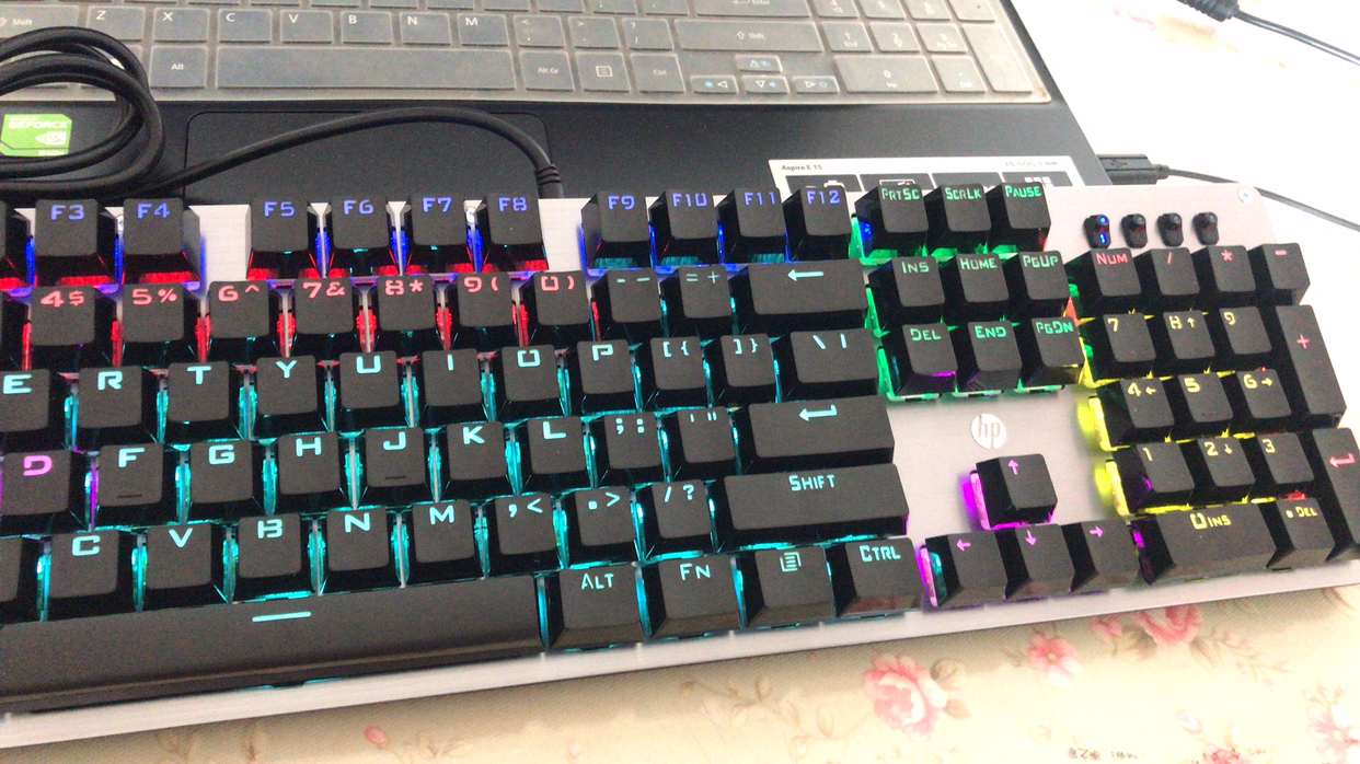 惠普(hp) gk100 机械键盘 游戏键盘 吃鸡背光键盘 混光青轴晒单图