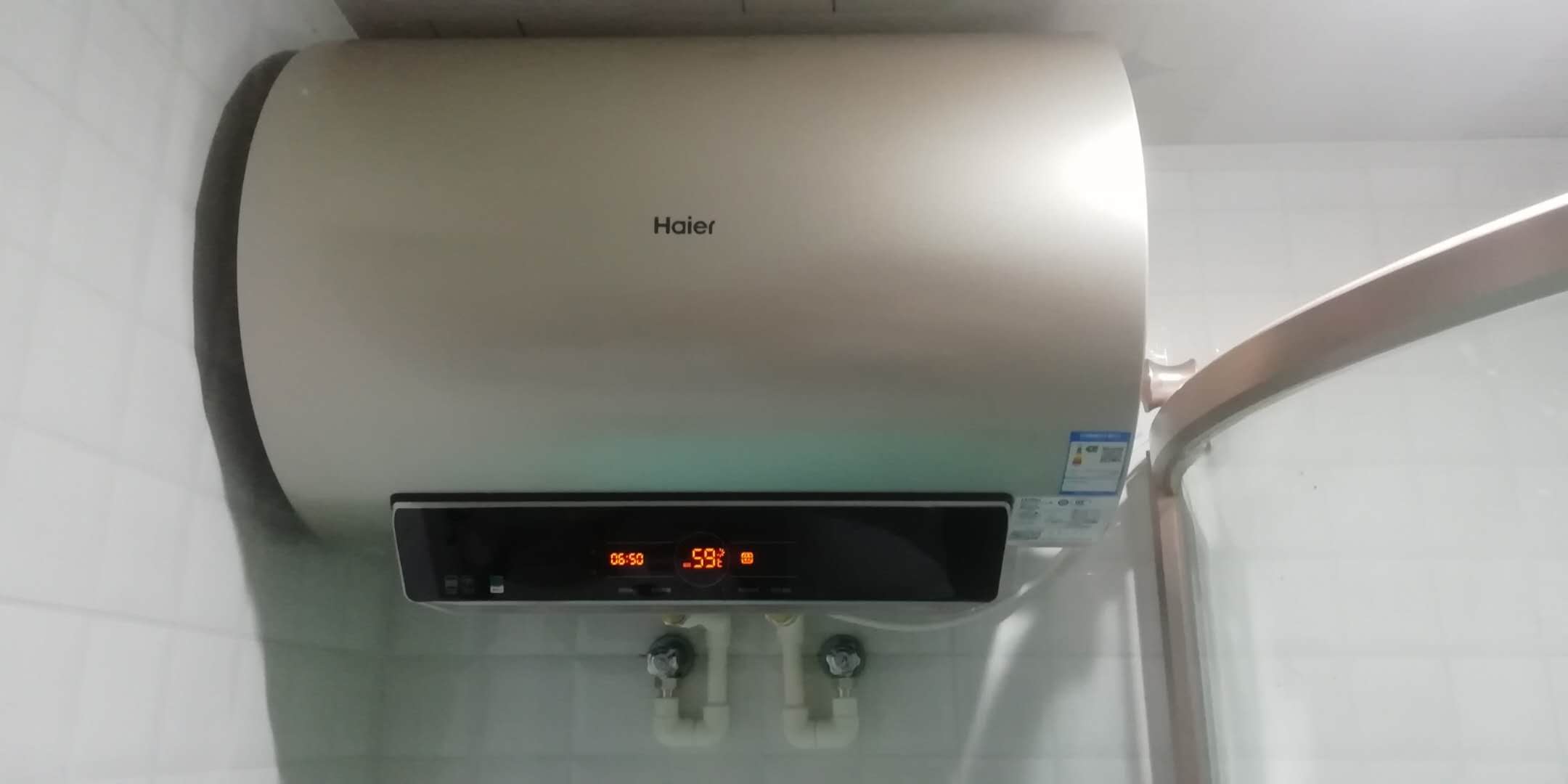 海尔电热水器60升 家用wifi小型短款卫生间速热即热式储水式ec6003-mt