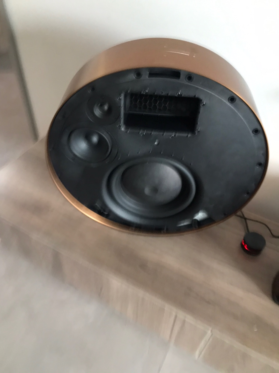 b&o beosound edge家用无线蓝牙扬声器音箱 bo落地壁挂大功率音响