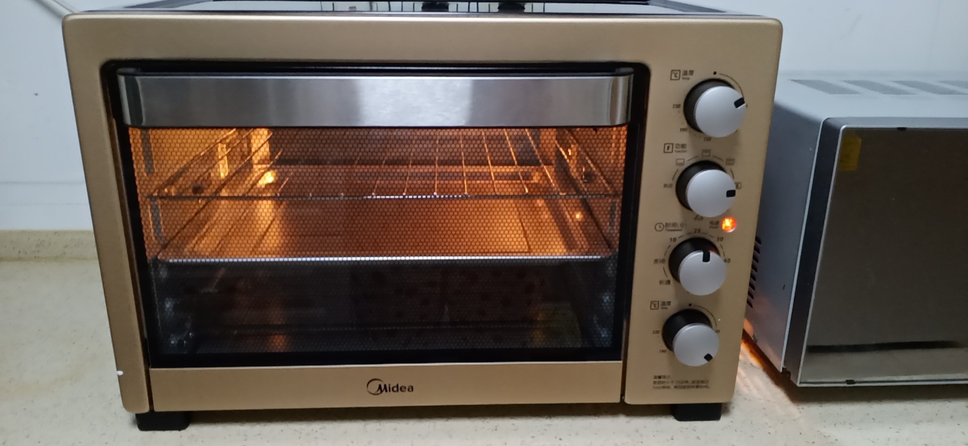 美的38l电烤箱 家用大容量 独立控温烘焙烤箱烤炉 粉色t3-387d晒单图