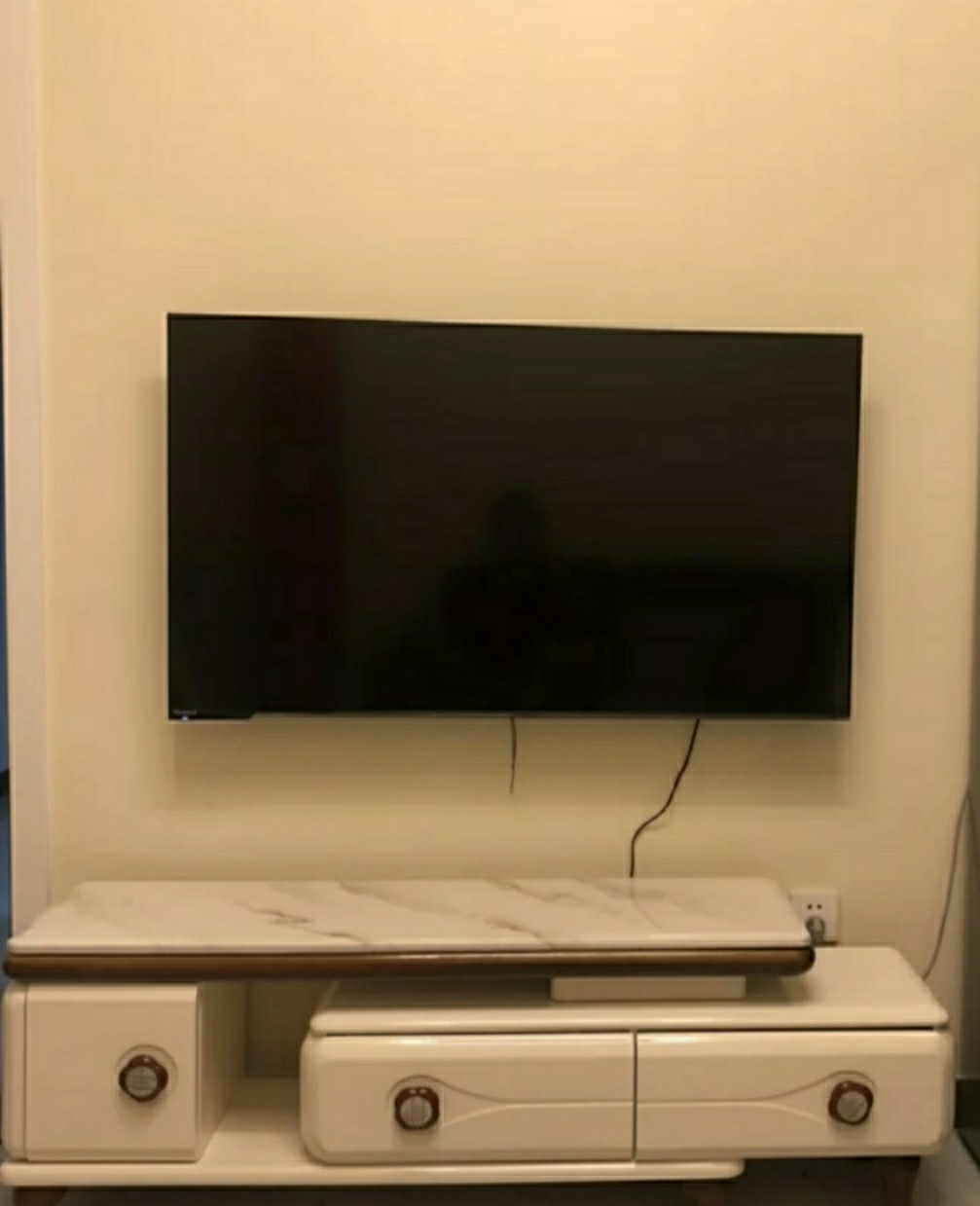 42寸长虹电视机