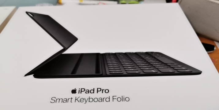 2018款 苹果键盘 apple 11英寸ipad pro键盘保护套键盘式智能双面夹 m