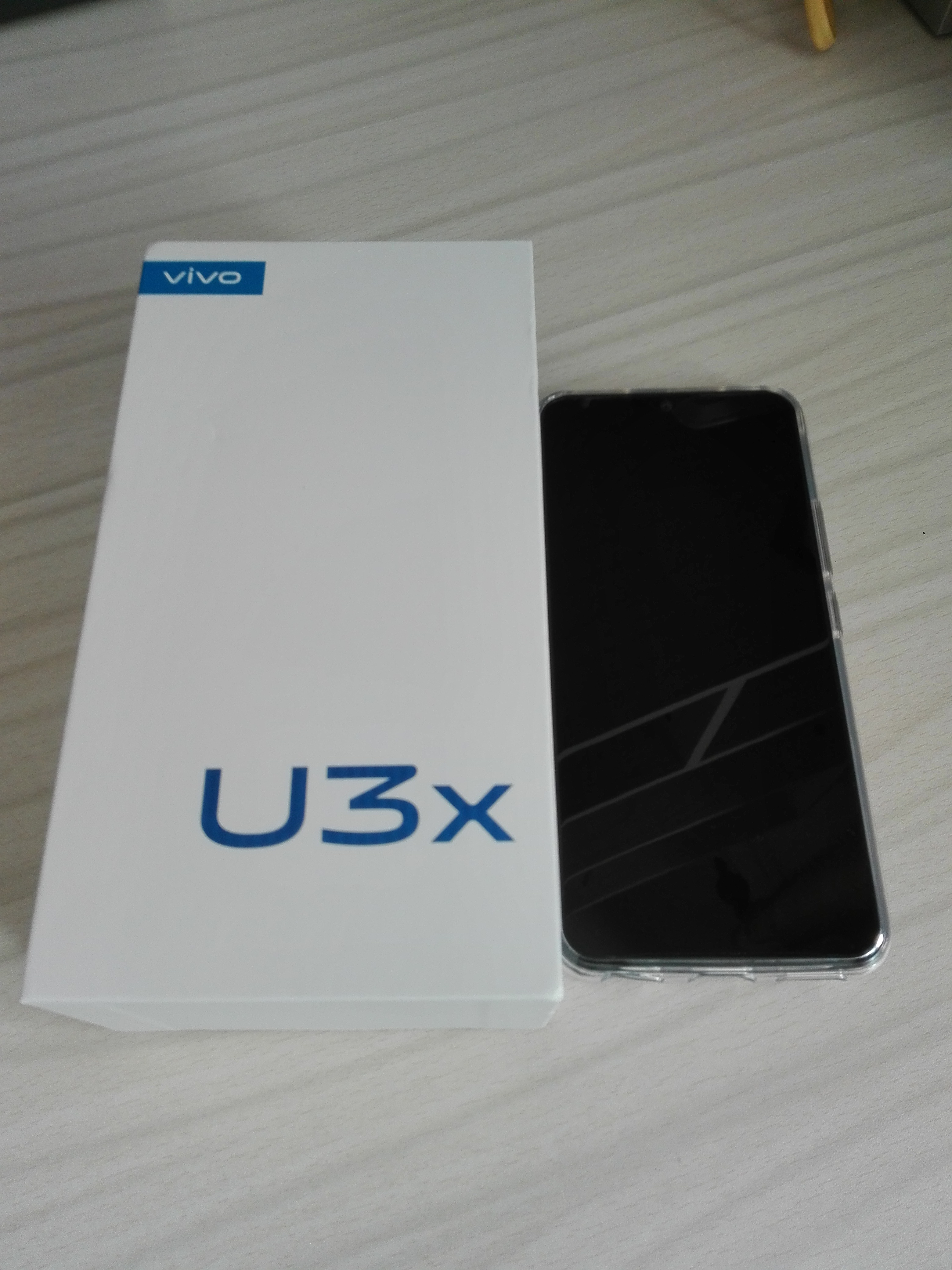 vivou3x图片,u3x手机图片 vivo u3x 6gb 64gb 子夜黑 5000mah大电池 18w双引擎闪充 骁龙665处理