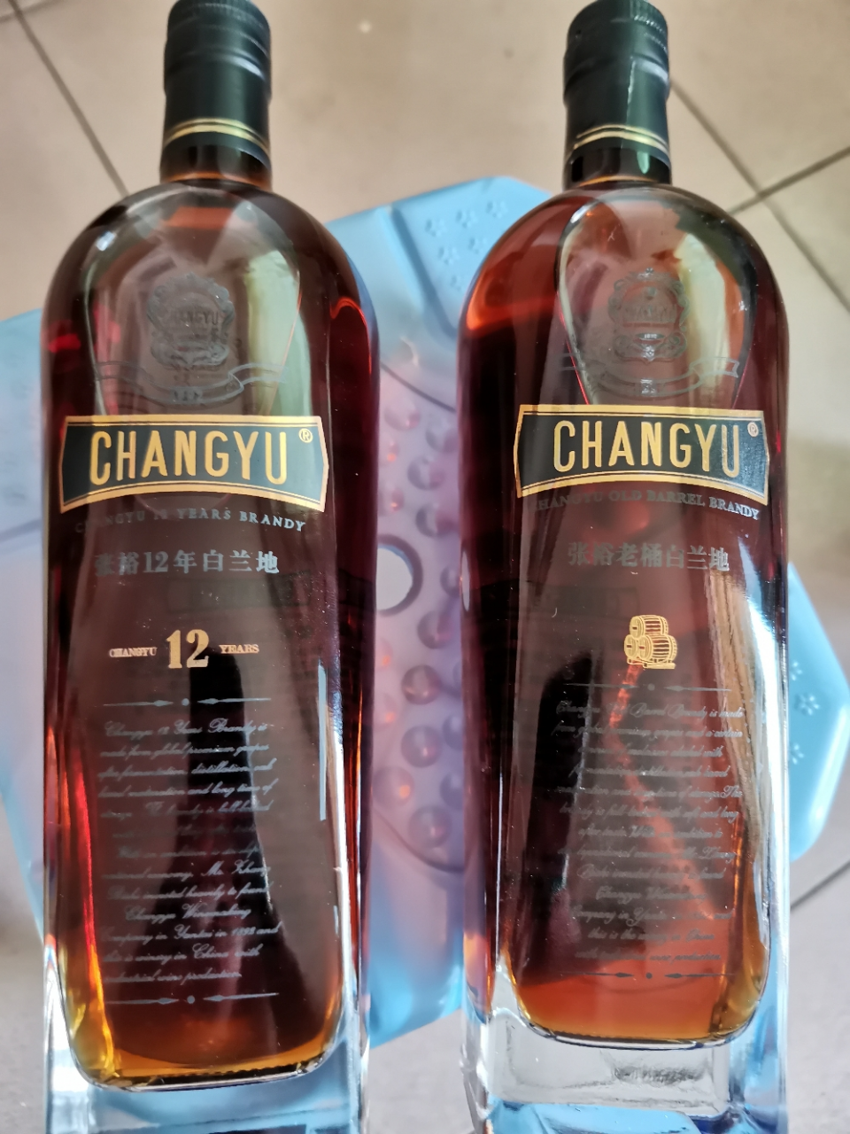 是白兰地的味道,不过喝起来还是差那么点,下次试试男士四十的那款,这