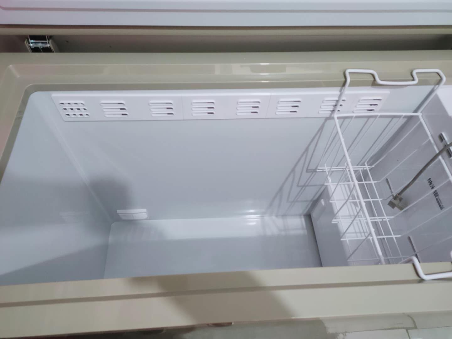 澳柯玛(aucma) 232l卧式冰柜风冷无霜家用商用大容量冷冻柜 电脑控温1
