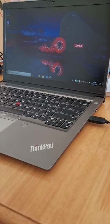 联想thinkpad s3锋芒(0vcd) 14英寸轻薄本笔记本电脑 i5-8265u 8g 256