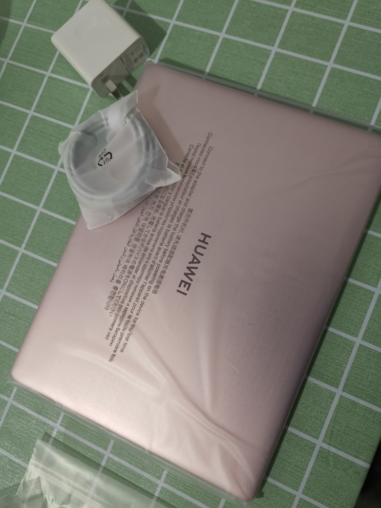 华为matebook 13 2020新款 触屏全面屏轻薄笔记本电脑 樱粉金i5/16g