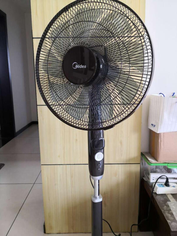 美的(midea)变频电风扇静音落地扇转叶扇9叶家用风扇fs40-17cr 1级