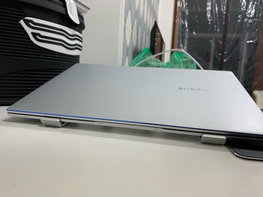 华为(huawei)荣耀magicbook14 2020新款(锐龙六核r5-4500u 16g内存