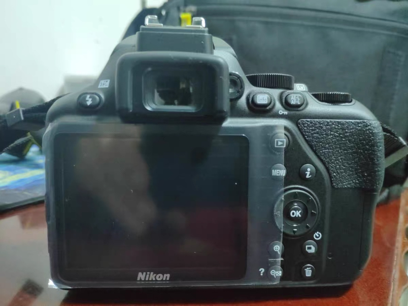 尼康(nikon)d3500 数码单反相机 af-p 18-55mm vr防抖单镜头套装 2416