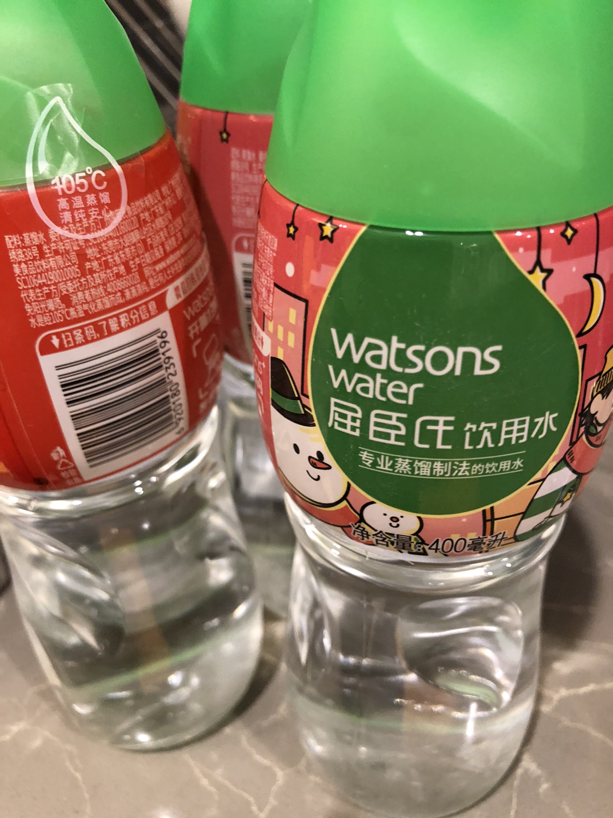 屈臣氏(watsons 蒸馏水饮用水蒸馏制法饮用水400ml*6瓶 蒸馏制法面膜