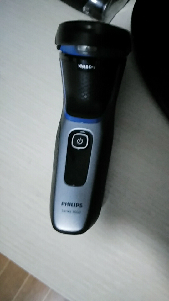 飞利浦(philips)电动剃须刀 s3206/09 男士充电式剃须刀胡须刀刮胡刀