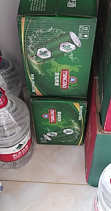 青岛啤酒(TSINGTAO)足球罐啤酒10度500ml*12听 2箱实惠组合装(ZJ)晒单图