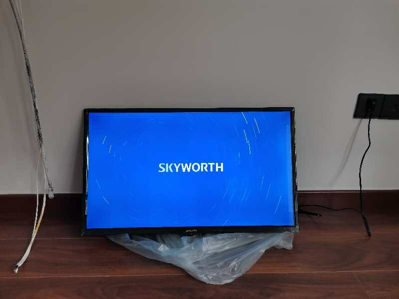 创维(skyworth)32e1c 32英寸 窄边智能网络 液晶led平板电视机 环保