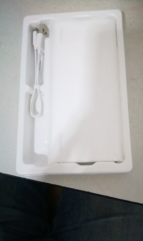 10000mah 快充充电宝 大容量 适配苹果华为手机 白色晒单图