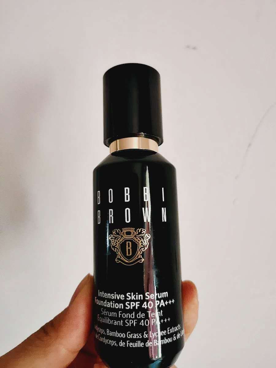 【干皮亲妈】芭比波朗(bobbibrown) 新款虫草粉底液 保湿滋润遮瑕持久