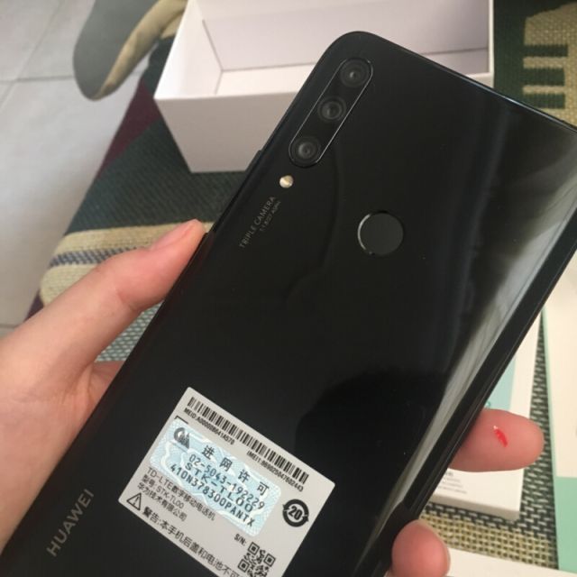 华为huawei华为畅享10plus6gb128gb全网通幻夜黑4800万ai三摄悬浮式