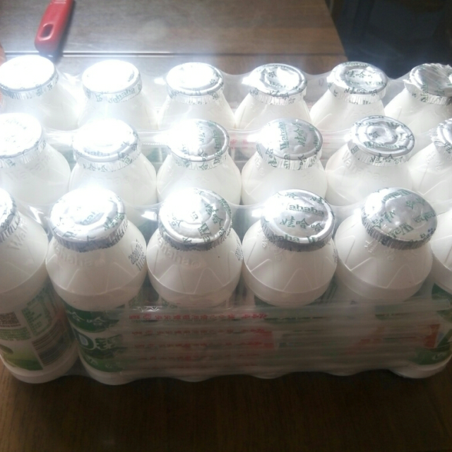 6月新货娃哈哈小瓶ad钙奶100ml18瓶小瓶儿童牛奶酸奶营养美味健康
