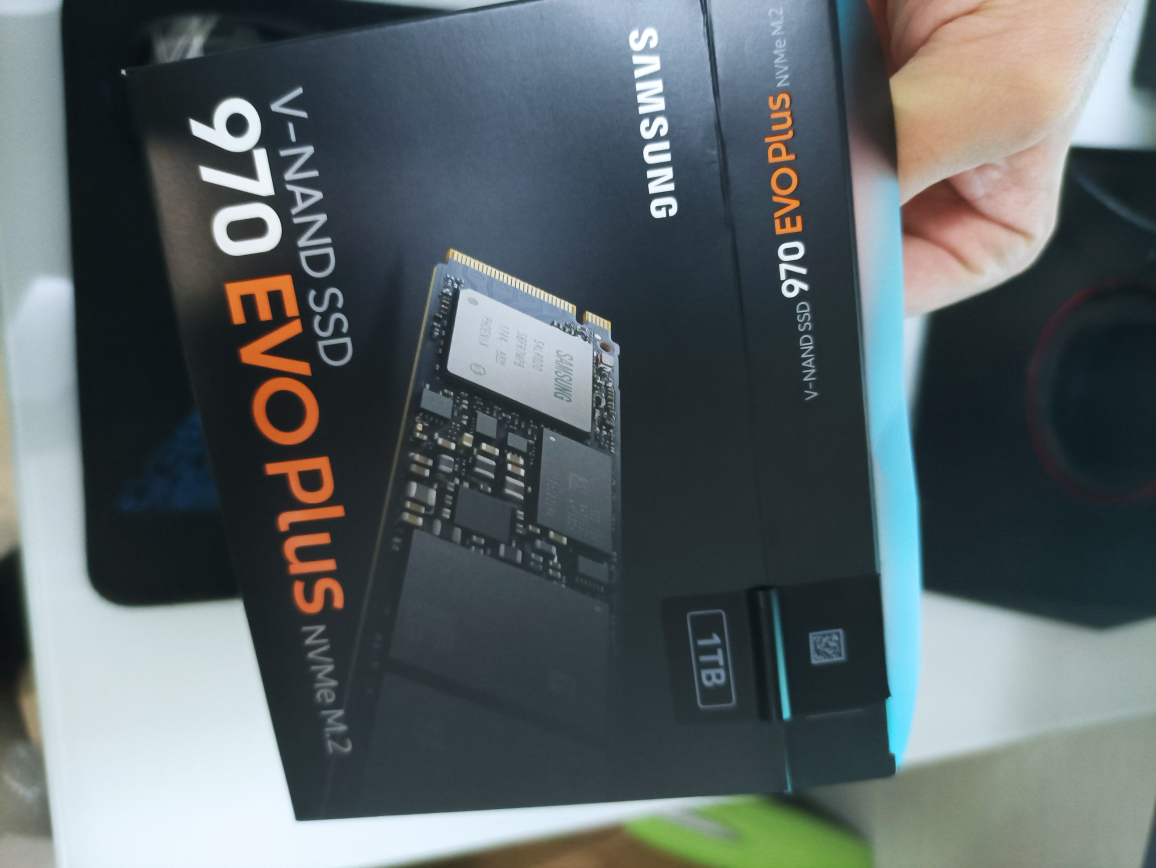 三星(samsung) 970 evo plus 1tb固态硬盘m.
