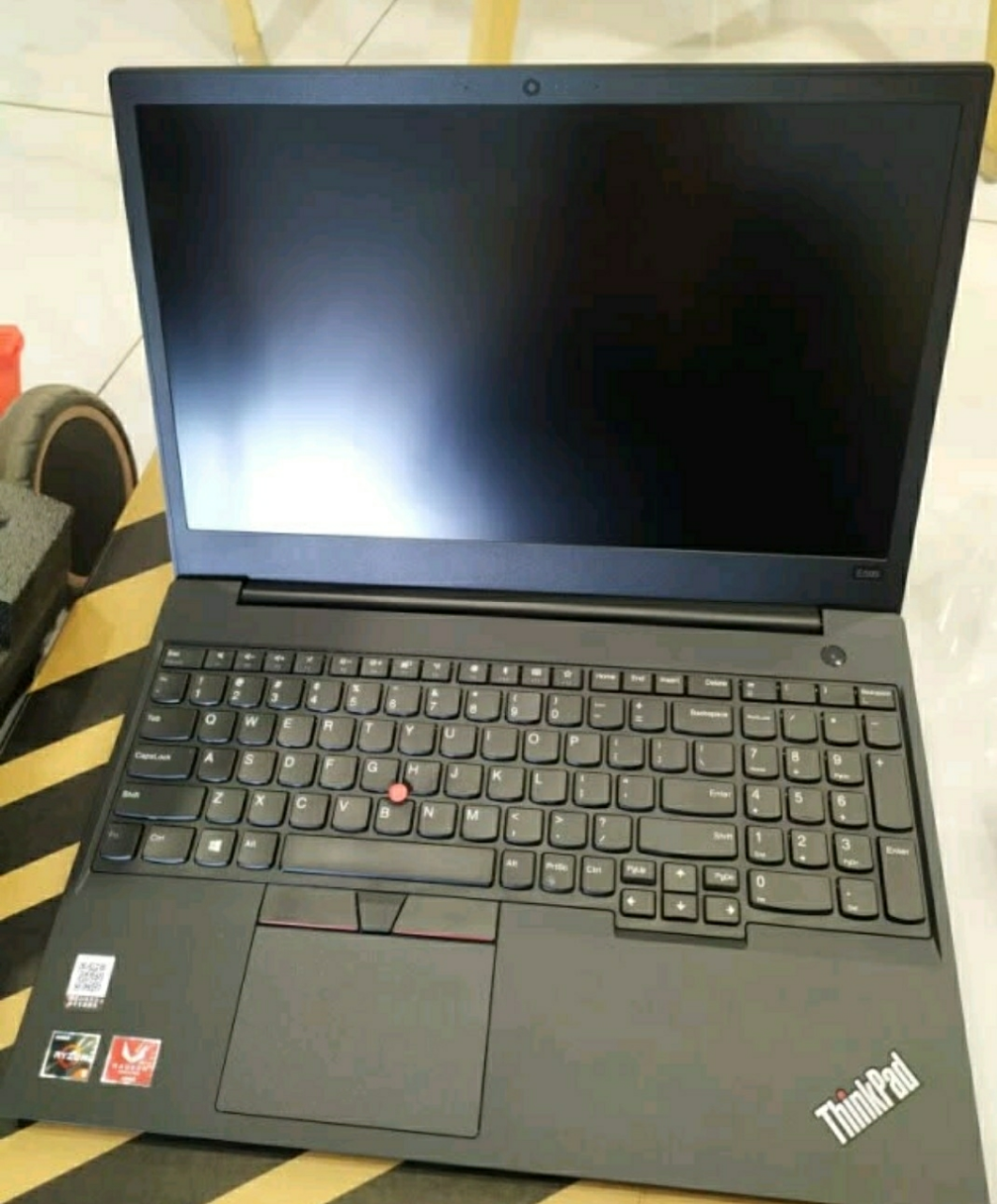 联想thinkpad e595 15.