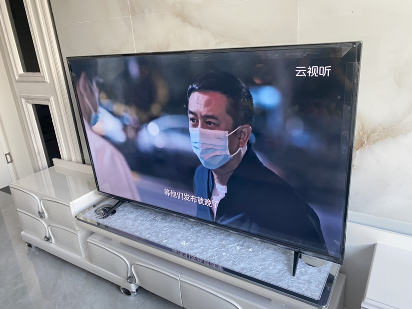 tcl 55n668 55英寸液晶平板电视机 4k超高清 超薄 全面屏 人工智能