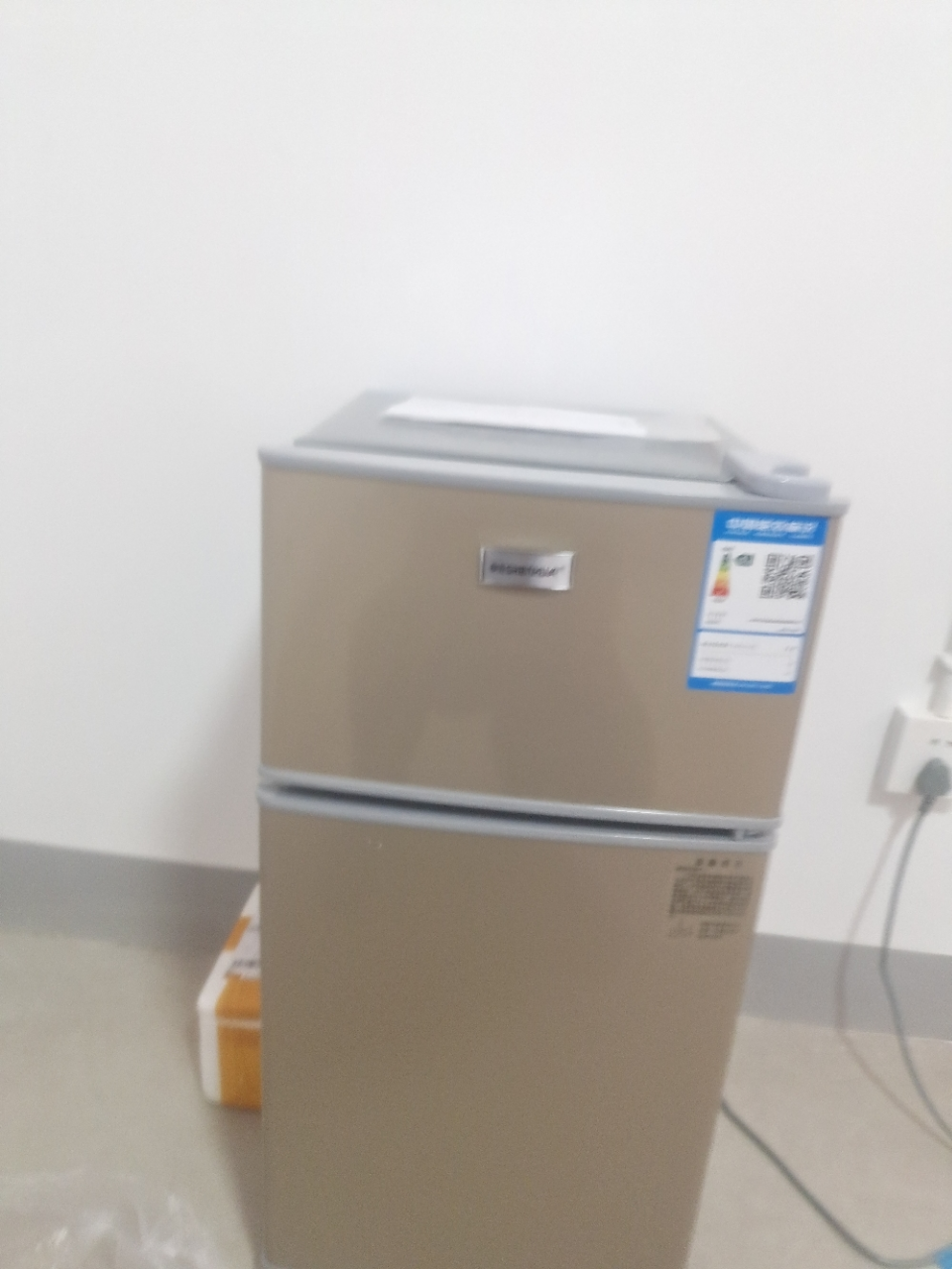 [苏宁优品]申花(shenhua)双门小冰箱小型家用宿舍节能迷你冷藏冷冻电