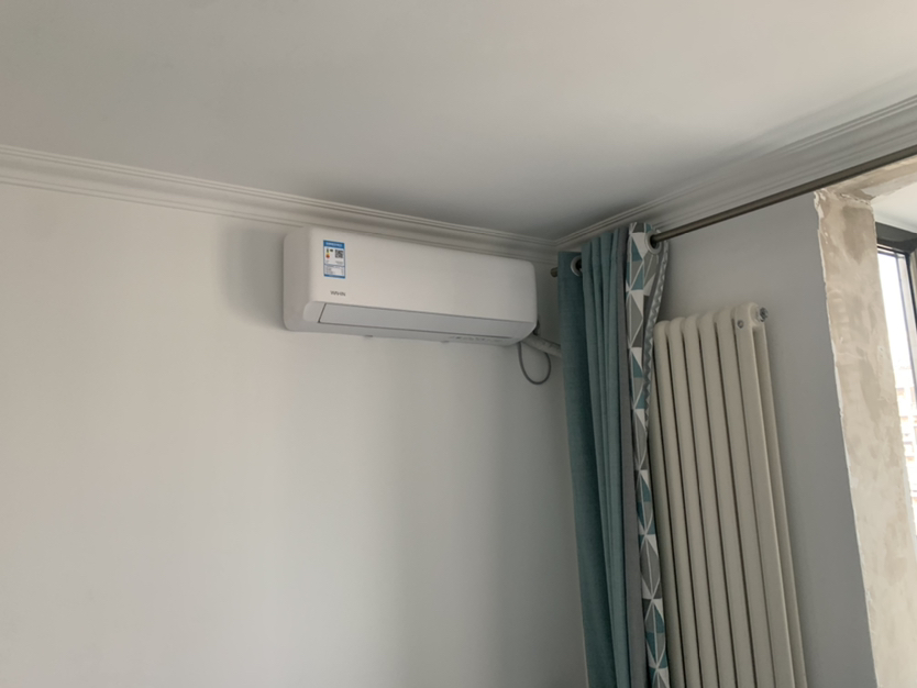 华凌空调 1匹新能效一级变频挂机自营 智能冷暖家用挂壁式kfr-26gw