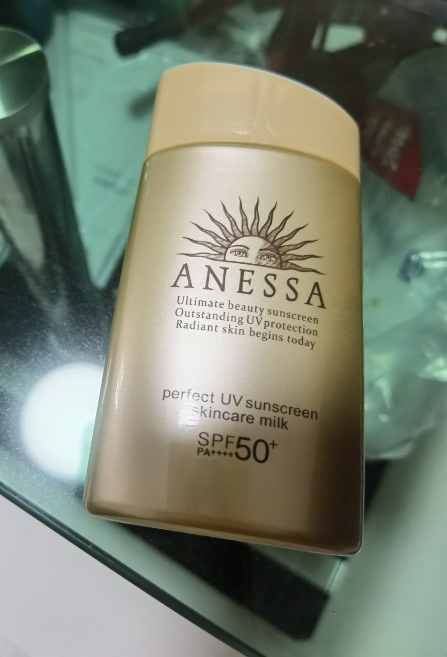 shiseido 资生堂 安耐晒小金瓶防晒霜 spf50  pa     60ml晒单图