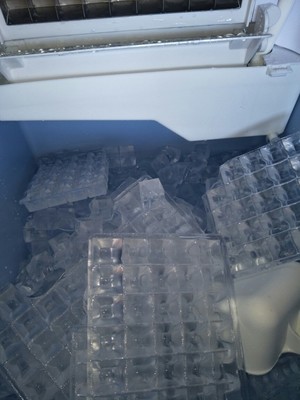乐创商用制冰机 单次50颗冰日产70KG 小型冰块机奶茶店酒吧ktv大型大容量方冰块制作机晒单图