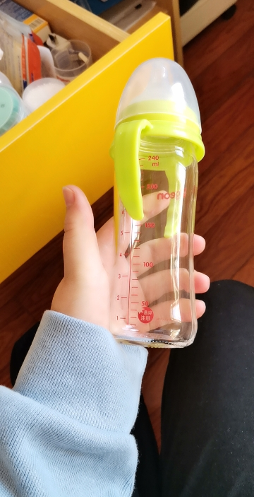 贝亲宽口径玻璃奶瓶240ml配M奶嘴绿色(赠吸管手柄)AA70晒单图