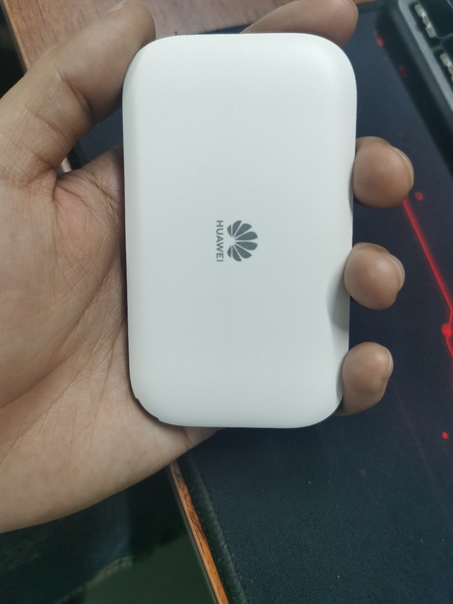 华为e5576移动随身wifi3全网通4g无线路由器插卡不限速车载上网宝随行