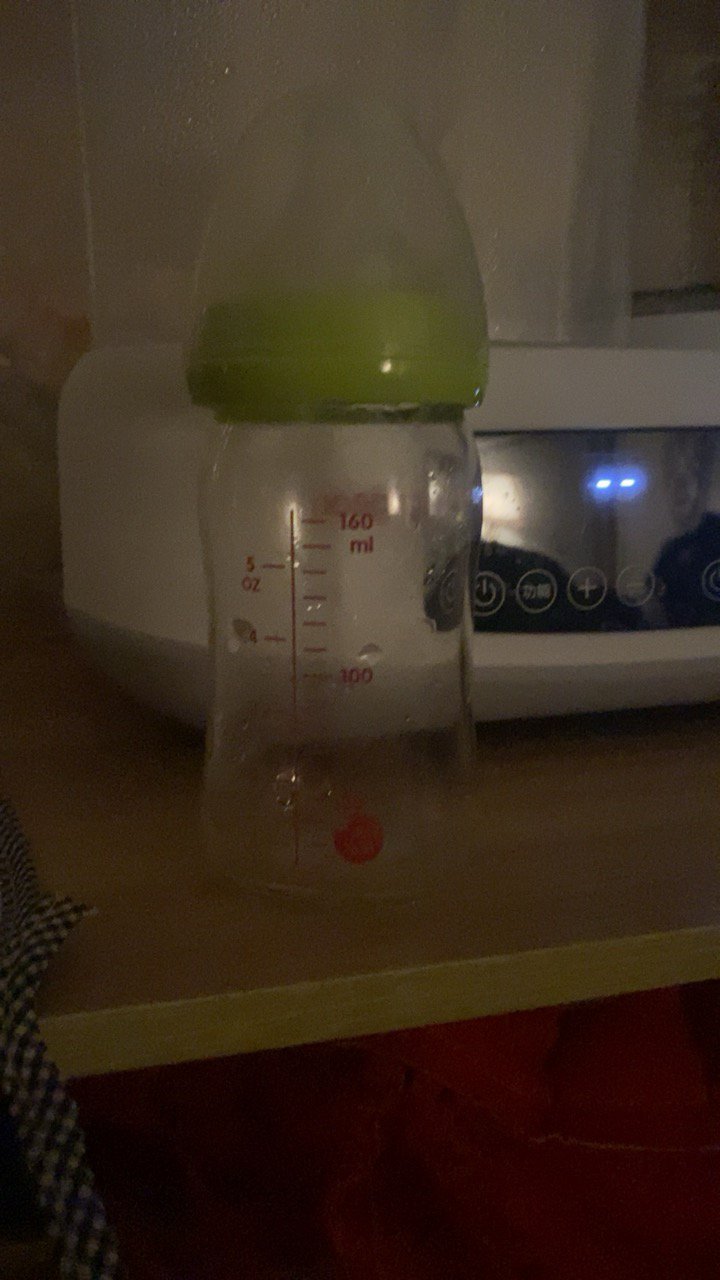 贝亲(Pigeon)宽口径玻璃奶瓶自然实感防胀气160ml配SS奶嘴(绿色旋盖)AA72晒单图