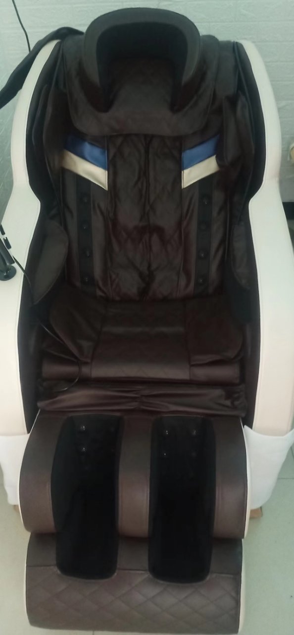 德国佳仁(JARE)按摩椅家用全身多功能零重力太空舱全自动按摩 全配款白AI语音声控+岫玉机芯+快捷中控晒单图