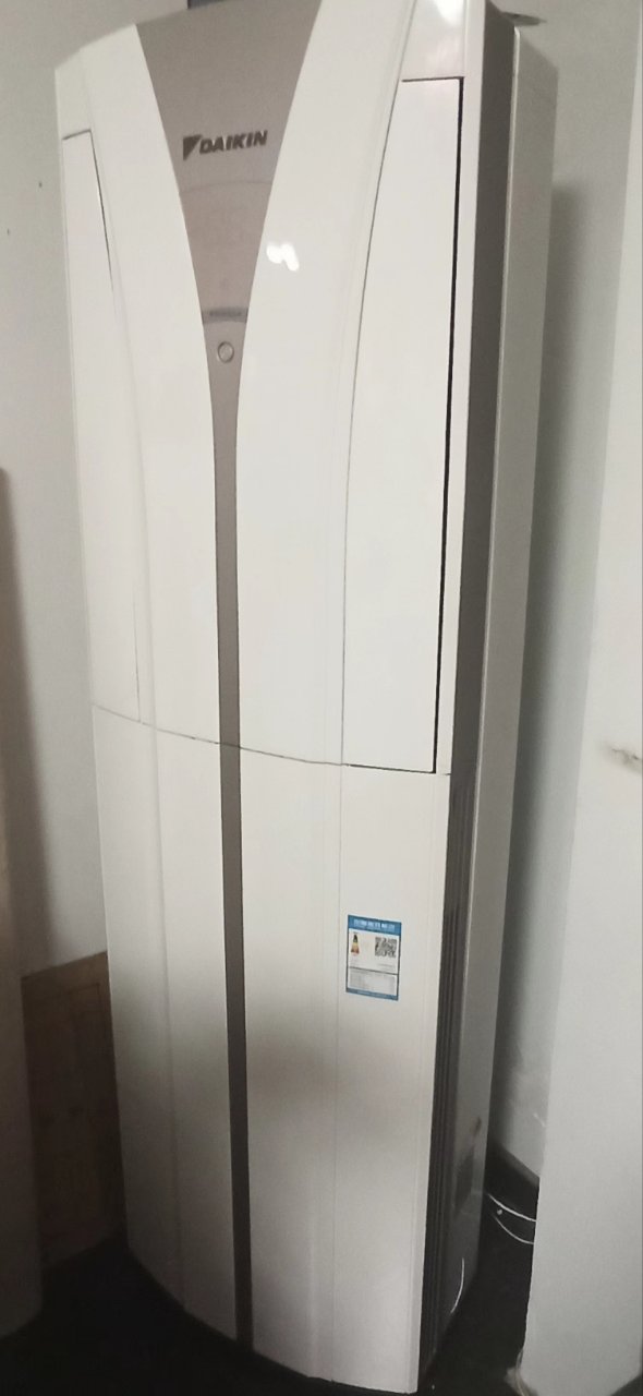 大金(DAIKIN) 3匹 新3级能效 直流变频 冷暖 节能家用 空调柜机 FVXB372WC-W(白色)晒单图