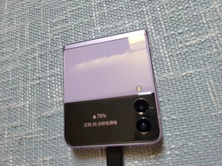 三星ZFlip3 5G(SM-F7110)折叠屏 双模5G手机 立式交互 IPX8防水 8GB+256GB紫 梦境极光三星ZFlip3 F7110晒单图