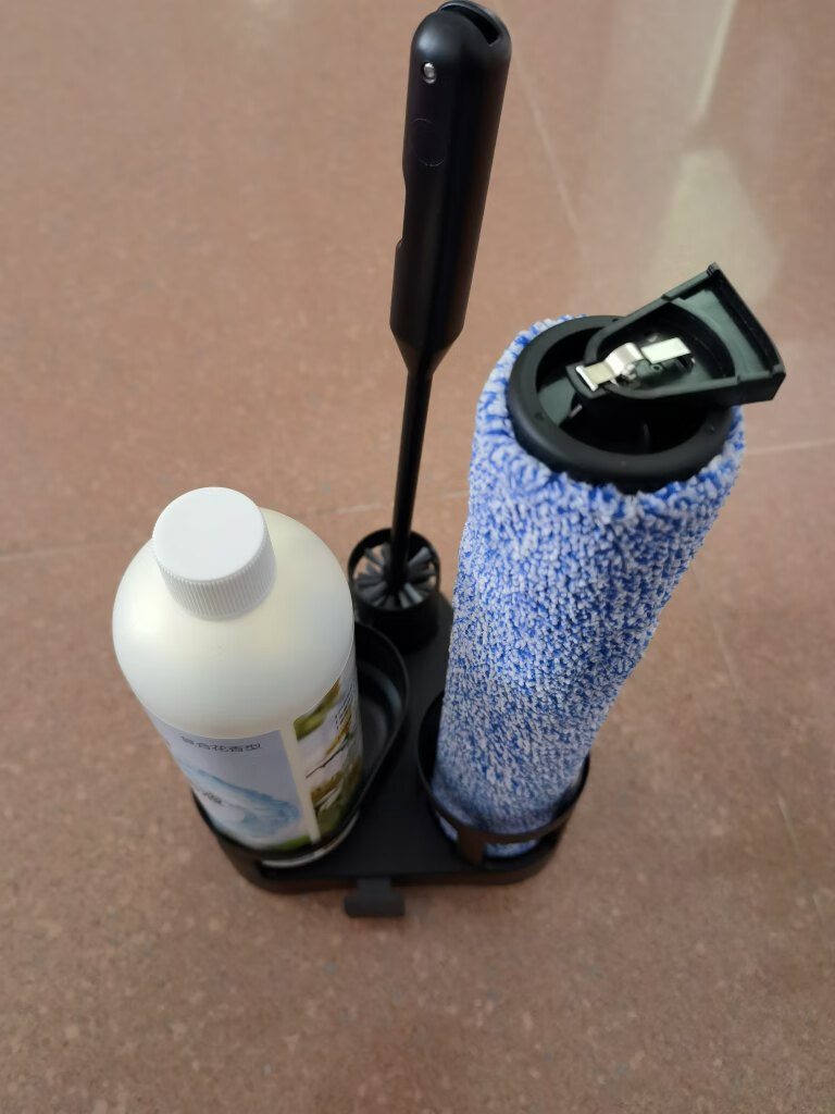 美的(Midea)洗地机G4 Pro 家用智能扫拖自动清洗杀菌洗拖地一体机 活水自清洁 手持无线清洁机晒单图