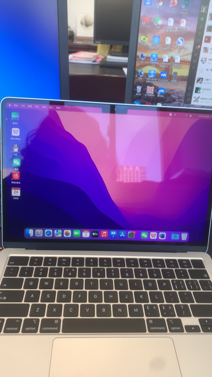 Apple MacBook Air 13.6 8核M2芯片(8核图形处理器) 8G 256G SSD 银色 笔记本电脑 MLXY3CH/A晒单图