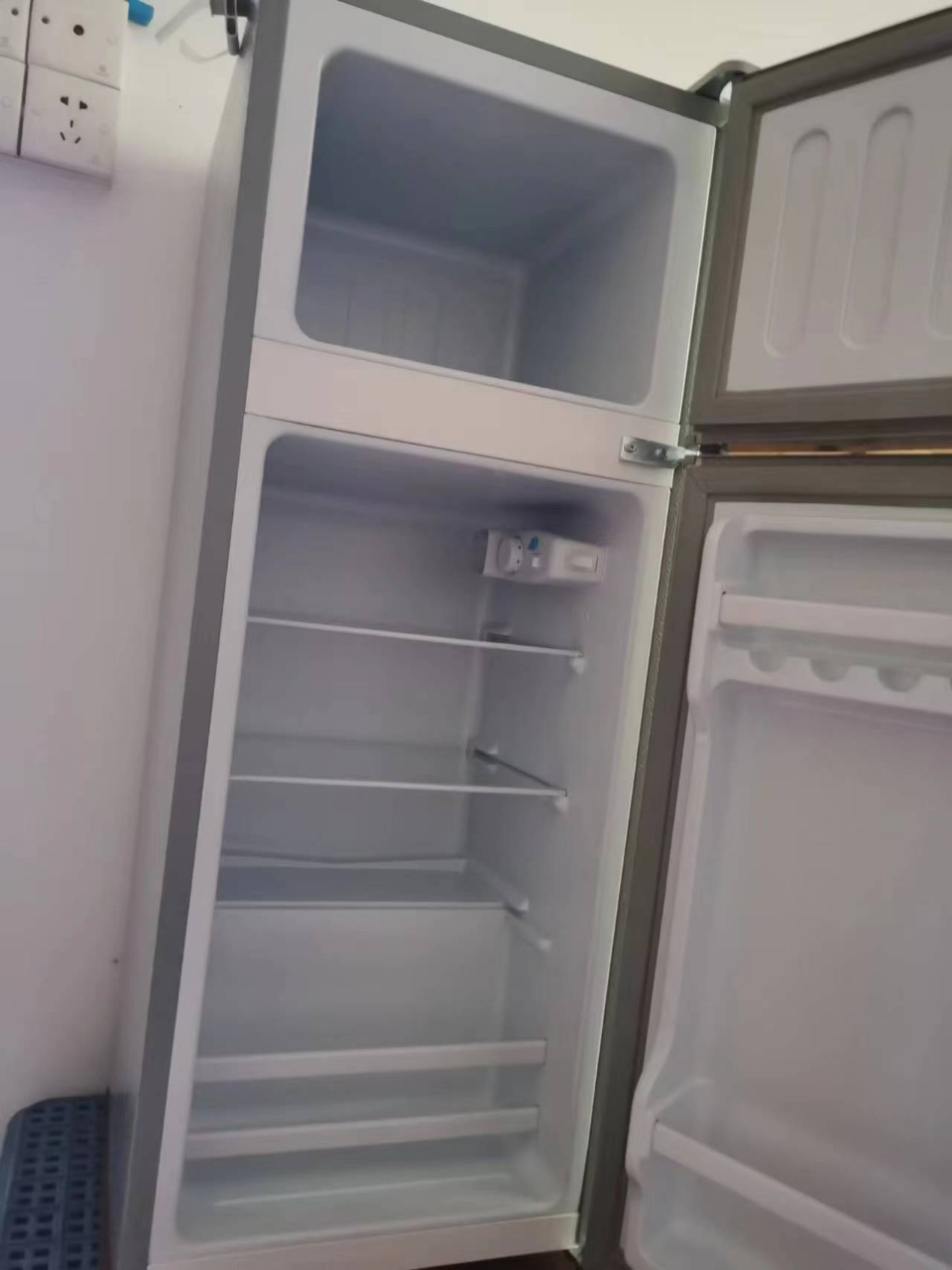 荣事达(Royalstar)小型冰箱家用小型宿舍出租房用冷冻冷藏双开门节能小冰箱_双门银色76A156一级能效晒单图