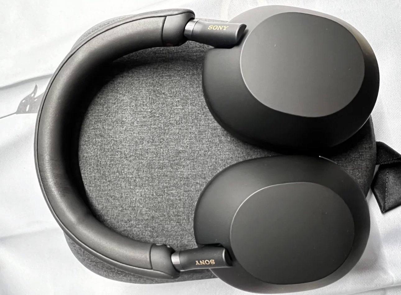 索尼(SONY)WH-1000XM5 黑色 高解析度头戴式真无线降噪蓝牙耳机晒单图