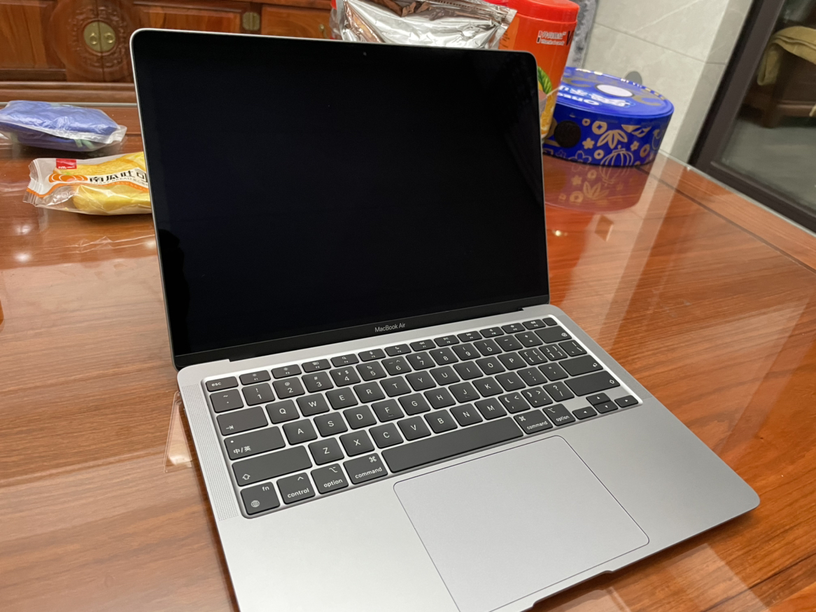 Apple MacBook Air 13.3 8核M1芯片(7核图形处理器) 8G 256G SSD 深空灰 笔记本电脑 MGN63CH/A晒单图