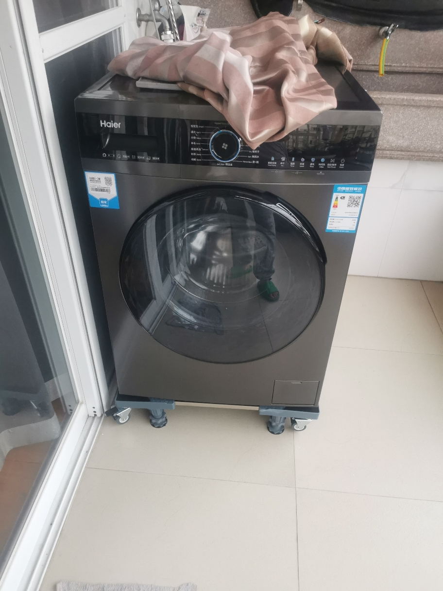 海尔(Haier)滚筒洗衣机 全自动 直驱变频 低噪平稳 空气洗护衣祛味 10公斤洗烘一体EG100HMATE71S晒单图