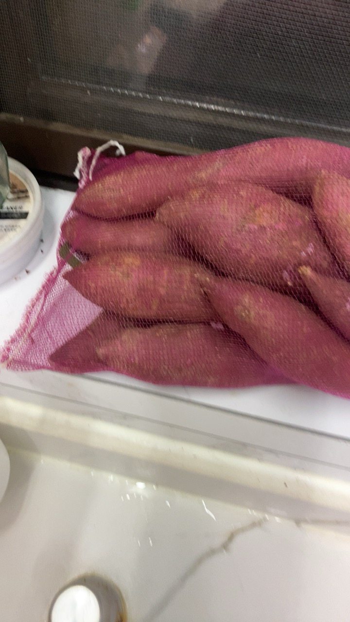 [西沛生鲜]海南新鲜冰淇淋紫薯 带箱3斤 单果1-3两 新鲜农家沙地超甜地瓜山芋晒单图