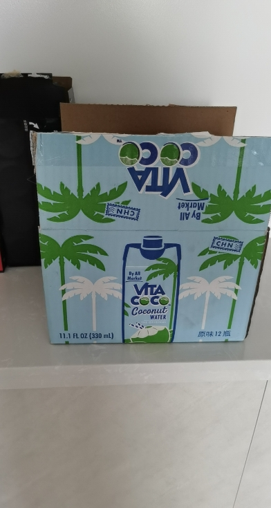 唯他可可(VitaCoco)椰子水330ml*12(整箱)马来西亚进口椰子水果味天然电解质饮料晒单图