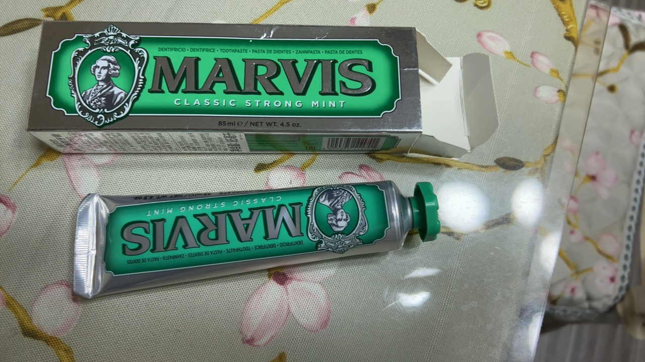 marvis玛尔仕牙膏意大利牙膏绿色亮白牙膏薄荷牙膏清新口气深层清洁牙齿85ml/支 强力薄荷(深层洁净)晒单图